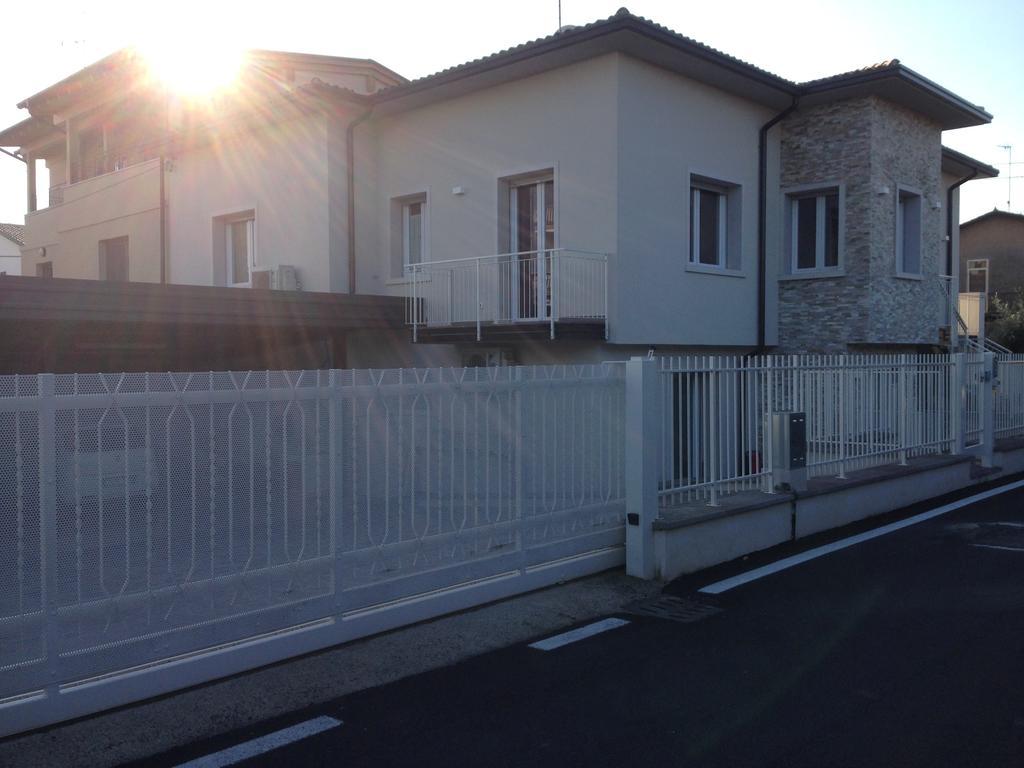 佩斯基耶拉德加达Casa Armonia公寓 外观 照片
