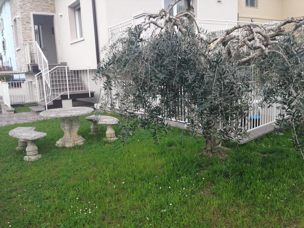 佩斯基耶拉德加达Casa Armonia公寓 外观 照片